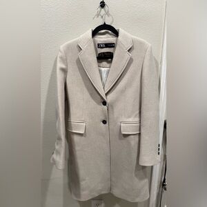 Zara Women's Cream colored Blazer Jacket. Size Small. NWT
